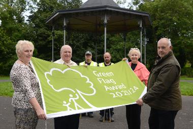 Cllr Ernest Gibson (right) with Friends of West Park South Shields’ Gladys Hobson, Doug Mather and Anne Hetherington and Handy Estates’ Jeff Wakefield and Lee Walton.